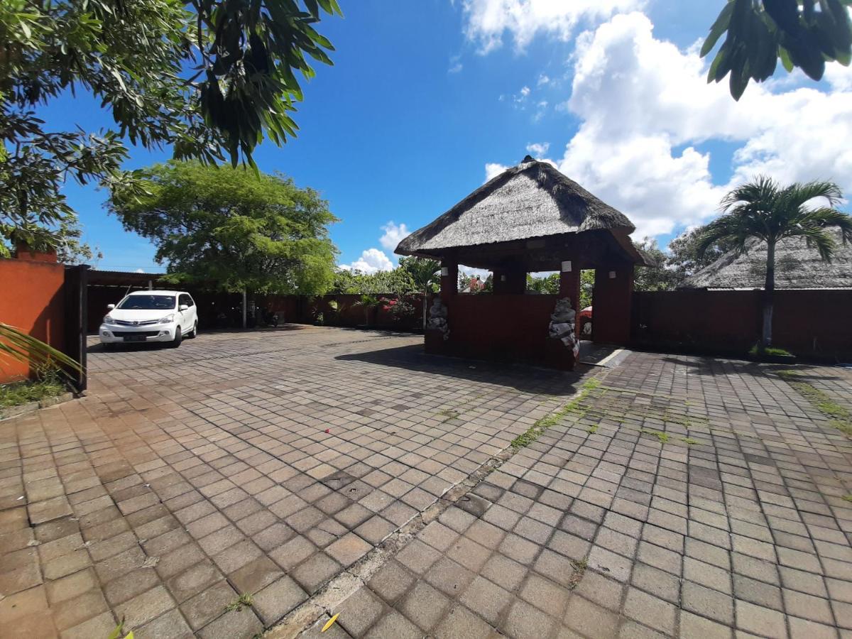 Balangan Garden Bungalow Pecatu Buitenkant foto